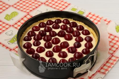 Тертый пирог с творогом и вишней. Песочный пирог с творогом и вишней