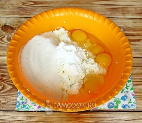 Песочный пирог с творогом