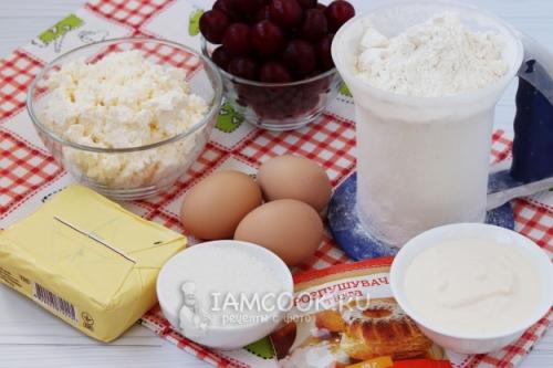 Тертый пирог с творогом и вишней. Песочный пирог с творогом и вишней