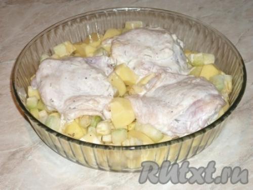 Кабачок с курицей и сыром. Рецепт 1: курица с кабачками в духовке (пошаговые фото)