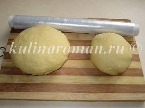 Песочный пирог с яблочным повидлом. Ингредиенты: