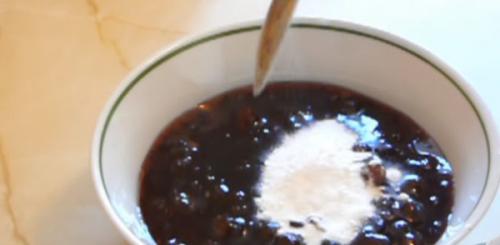 Пирог с яблочным повидлом на кефире. Быстрый пирог на кефирном тесте с повидлом