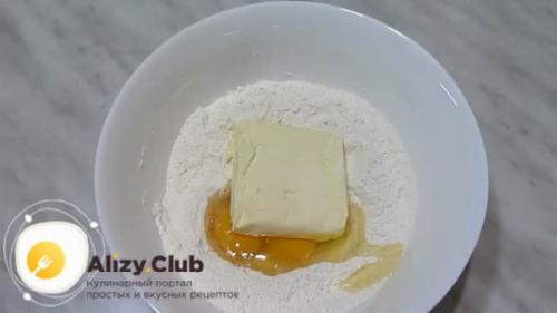 Открытый пирог с яблочным повидлом. Как приготовить пирог с повидлом по пошаговому рецепту с фото