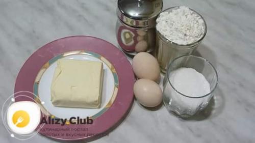 Открытый пирог с яблочным повидлом. Как приготовить пирог с повидлом по пошаговому рецепту с фото