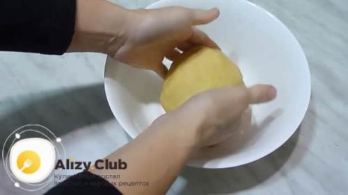 Открытый пирог с яблочным повидлом. Как приготовить пирог с повидлом по пошаговому рецепту с фото