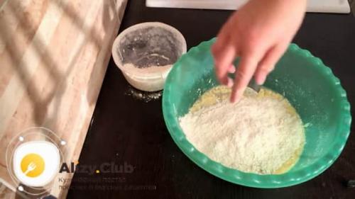 Открытый пирог с яблочным повидлом. Как приготовить пирог с повидлом по пошаговому рецепту с фото