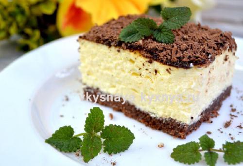 Шоколадно-творожный торт без выпечки