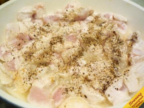Тушеное куриное филе в сливках. Описание рецепта: