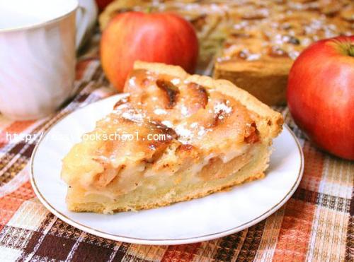 Яблочный пирог со сметанной заливкой очень вкусный. Очень вкусный яблочный пирог со сметанной заливкой