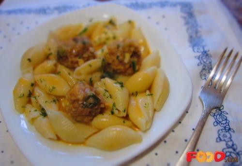 Фрикадельки с спагетти в мультиварке. Макароны с фрикадельками в мультиварке