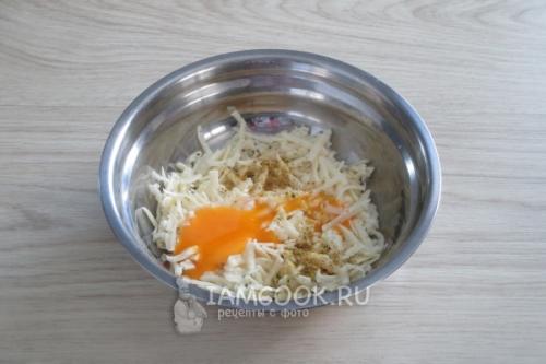 Пирожки с сыром ветчиной помидорами. Пирожки с ветчиной и сыром