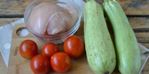 Курица с баклажанами и кабачками в духовке. Как приготовить курицу с кабачками в духовке