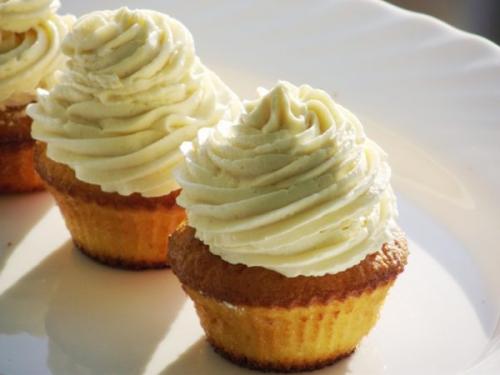 Крем творожный для капкейков который держит. Рецепты приготовления крема для капкейков пошагово