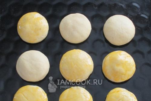 Пирожки с сыром ветчиной помидорами. Пирожки с ветчиной и сыром