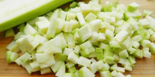 Курица с баклажанами и кабачками в духовке. Как приготовить курицу с кабачками в духовке