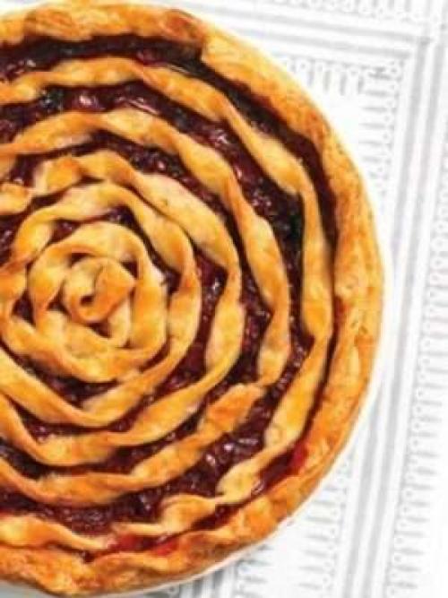 Пирог с вишней на кефире Улитка. Вишневый пирог «Улитка»