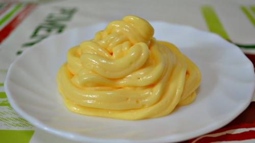 Заварной кокосовый крем без масла. Классический заварной крем без масла