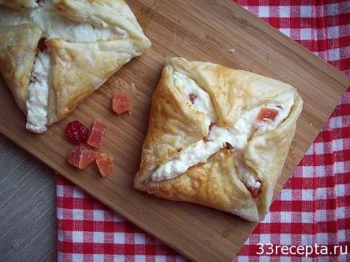 Слоеное тесто булочки с творогом. Булочки из слоеного теста с творогом и цукатами