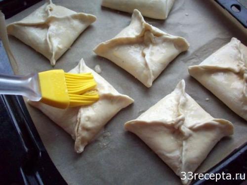 Слоеное тесто булочки с творогом. Булочки из слоеного теста с творогом и цукатами