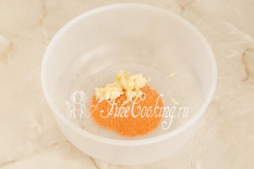 Курица маринованная в кефире и запеченная. Курица в кефире в духовке