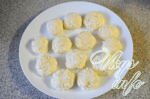 В мультиварке шоколадный пирог с творожными шариками. Пирог с творожными шариками в мультиварке