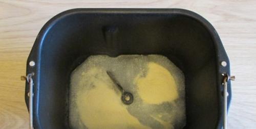 Хлеб цельнозерновой в хлебопечке. Преимущества цельнозерновой муки перед белой