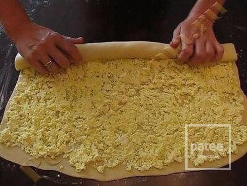 Творожные завитушки в сметанной заливке калорийность. Творожные завитушки в сметанной заливки