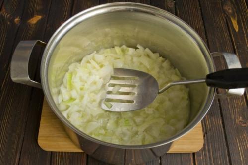 Диетический крем-суп из брокколи. Рецепт 2: суп-пюре из брокколи на курином бульоне