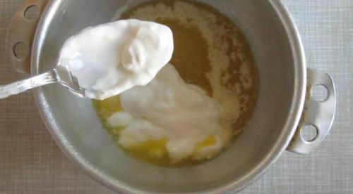 Творожные завитушки в сметанной заливке. Творожные «завитушки» в сметанной заливке