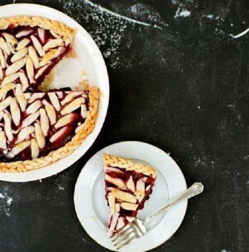 Как украсить яблоками пирог. Как оригинально украсить пирог