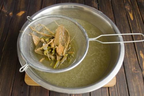 Диетический крем-суп из брокколи. Рецепт 2: суп-пюре из брокколи на курином бульоне