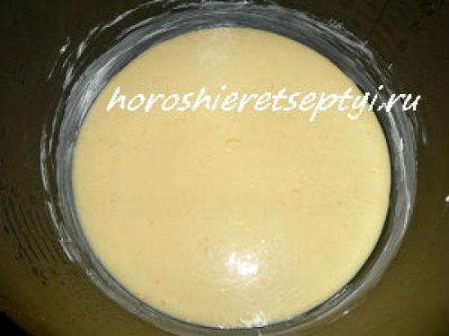 Пирог с начинкой из сгущенки в мультиварке. Ингредиенты: