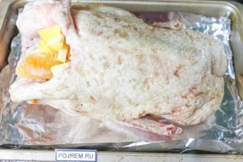 Утка с яблоками и апельсинами в духовке. Рецепт: утка с яблоками и апельсинами в духовке