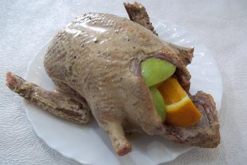 Утка с яблоками и апельсинами в рукаве в духовке. Пошаговый рецепт