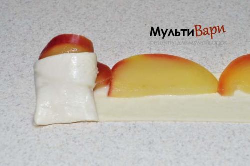 Розочки из слоеного теста с яблоками в мультиварке. Яблоки «Розы в тесте» в мультиварке