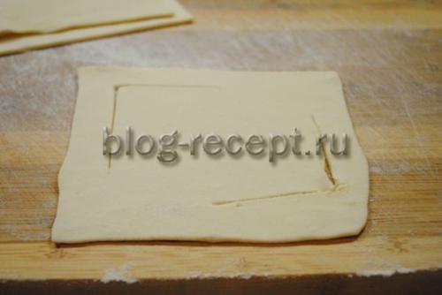 Рецепты из слоёного теста с яблоками. Ингредиенты: