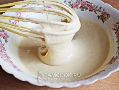 Тесто на сосиски в тесте жареные в масле на палочке. Сосиски в тесте на палочке