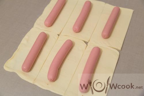 Цветы из слоеного теста и сосисок. Красивые и вкусные сосиски в слоеном тесте, пошаговый фото-рецепт