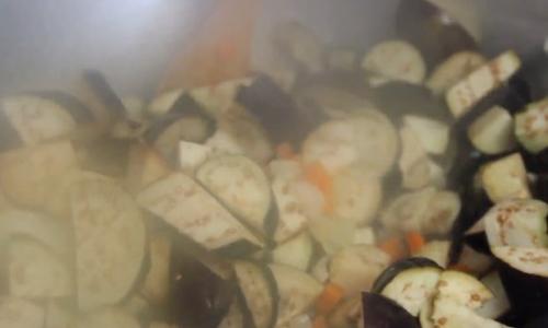 Салаты на зиму из баклажанов. Салат из баклажанов на зиму