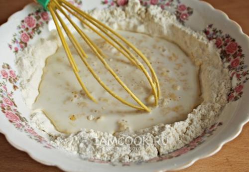 Сосиски в тесте рецепт жареные в масле на палочке. Сосиски в тесте на палочке