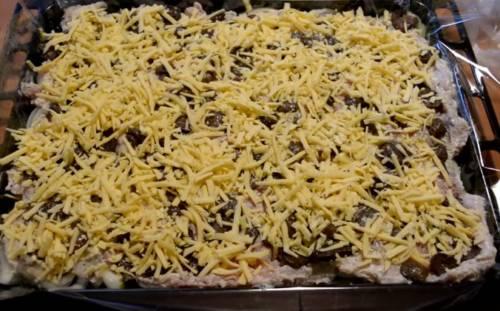 Мясо по-французски в духовке из свинины с грибами и помидорами и сыром. Мясо по-французски с грибами в духовке