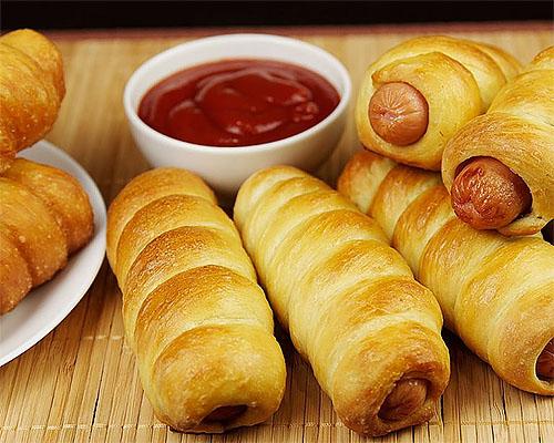 Рецепт теста для сосисок в тесте в духовке. Рецепт сосисок в тесте в духовке