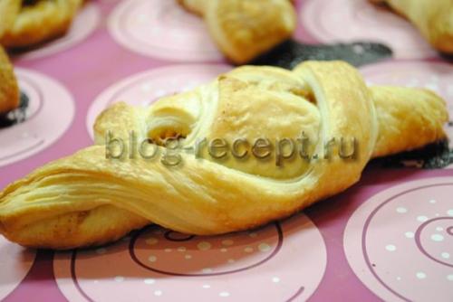 Рецепты из слоёного теста с яблоками. Ингредиенты: