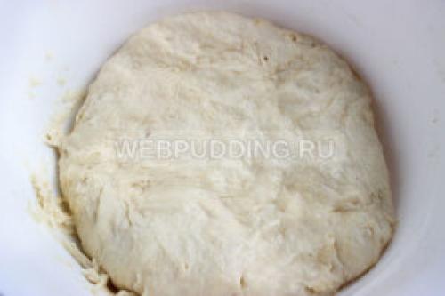 Быстрые пирожки на кефире готовятся моментально на сковороде. 