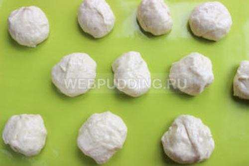 Быстрые пирожки на кефире готовятся моментально на сковороде. 