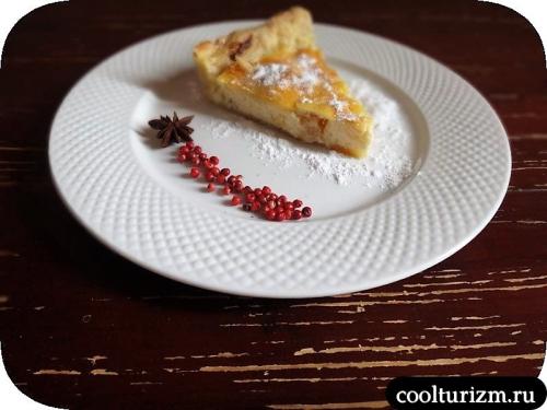 Творожно-лимонный пирог из слоеного теста. Творожный пирог из слоеного теста. Творог и лимон.