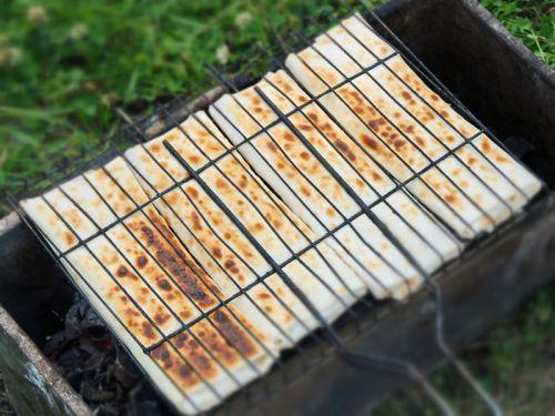 ЛАВАШ на мангале с сыром и зеленью. Лаваш на мангале