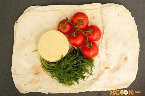 ЛАВАШ на мангале с сыром адыгейским. Лаваш с сыром и помидорами на гриле - фото рецепт закуски