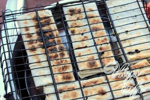 Рецепт ЛАВАШ с сыром на мангале. Лаваш с сыром на мангале