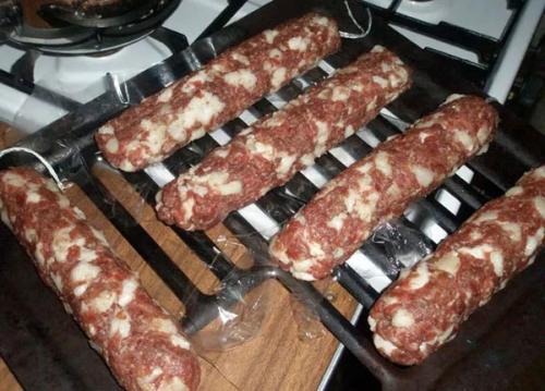 Сыровяленая колбаса в домашних условиях без кишок. Домашняя сыровяленая колбаса без оболочки (без кишок)